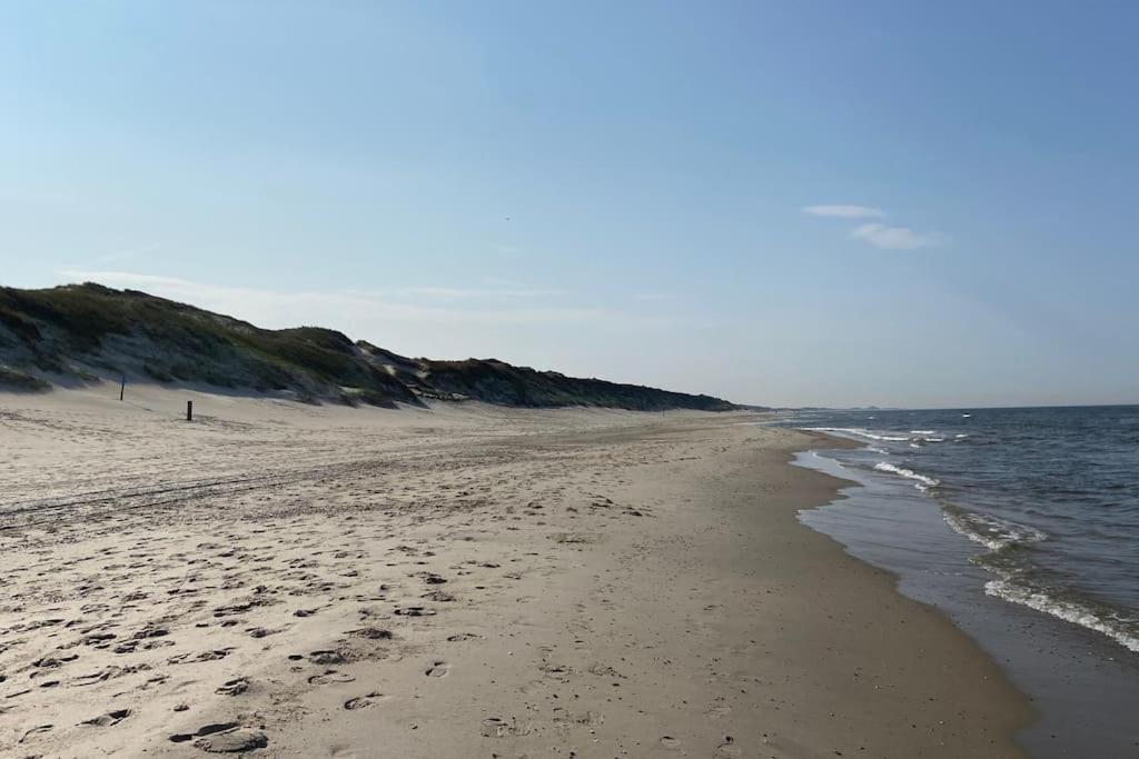 Strandhuisje Freek, 900 M Van Zee En Strand Каллантсог Экстерьер фото